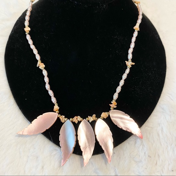 Vintage Pink Beaded Shell Feather Statement Necklace - Picture 1 of 6